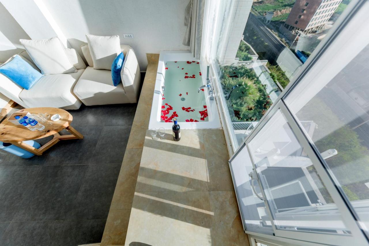 Butterfly Resort Villa Дали Екстериор снимка